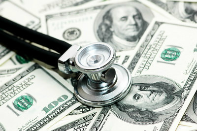 医療費抑制策による医薬品業界への影響とは？